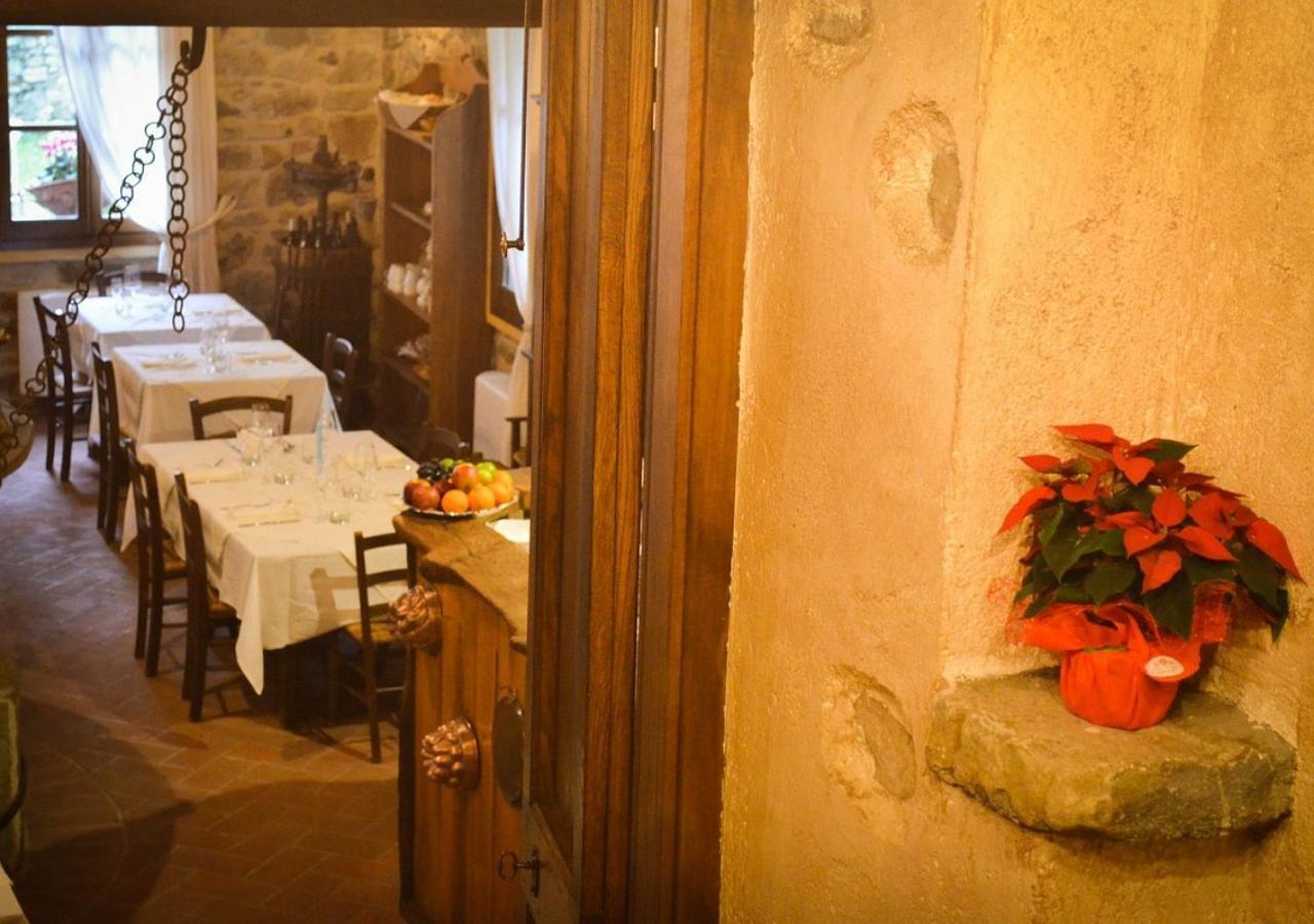 Il Cappellaio Matto Bed and Breakfast Montalto Ligure Exteriör bild